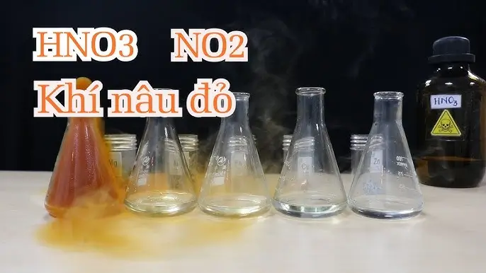 Kim loại nào là kim loại kiềm?