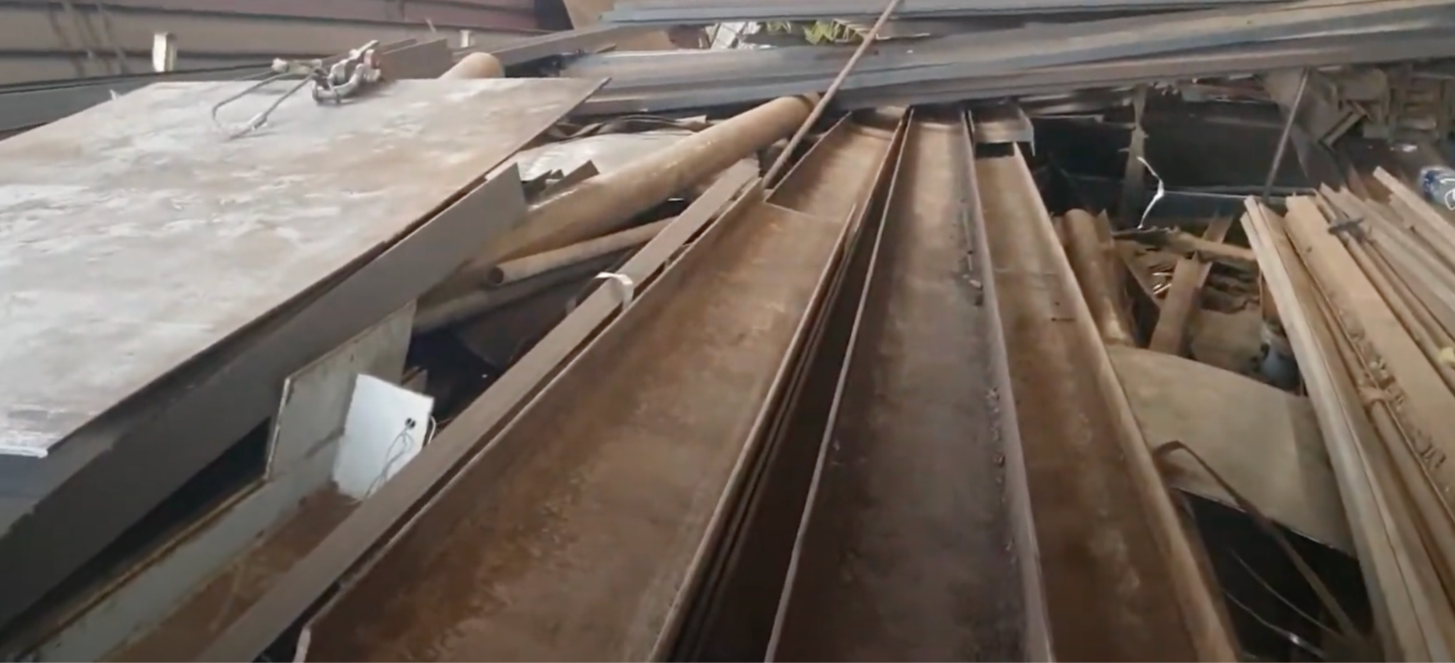 Giới thiệu về hoạt động thu mua sắt phế liệu TPHCM